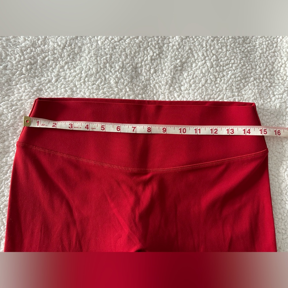 Fabletics No Seam Pureluxe 7/8 Leggings - Picture 4 of 7